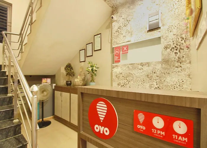 Oyo 11531 Sathya Lodge Madurai